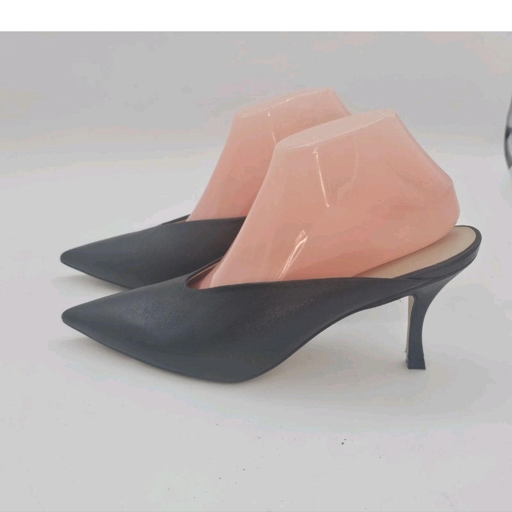 STUART WEITZMAN LEATHER LULA POINTED TOE PUMP IN BLACK 9.5 B MULE - Picture 7 of 14
